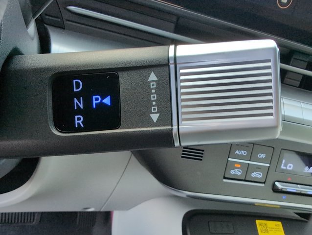 New 2026 Hyundai Kona SEL Premium FWD image 15