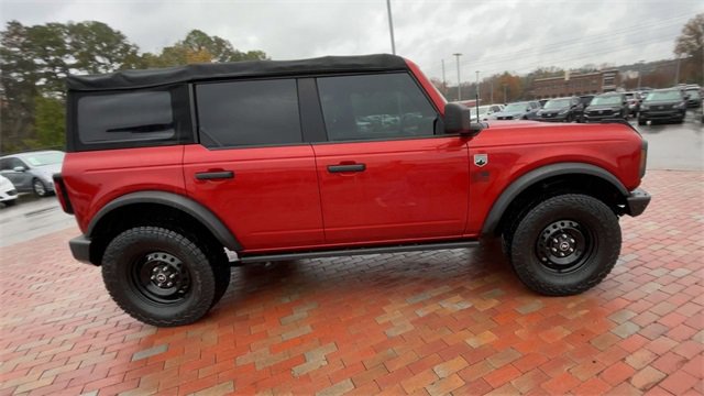 Used 2022 Ford Bronco Big Bend image 2