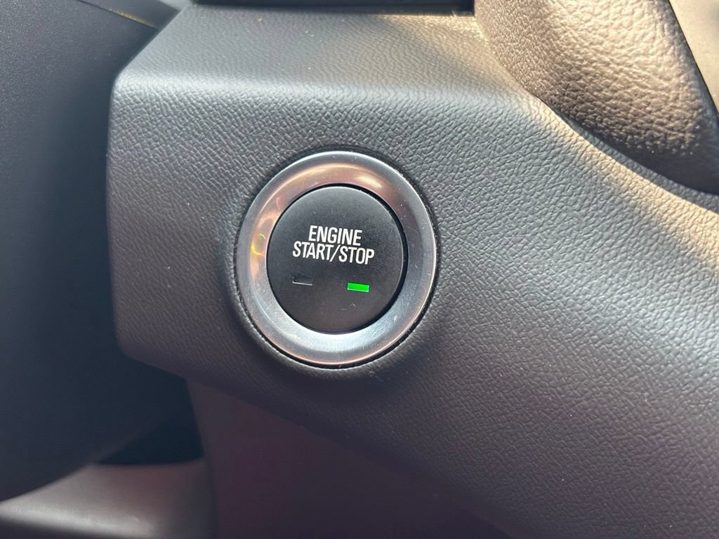 Used 2024 GMC Terrain SLE w/ Driver Convenience Package AWD/4WD image 29