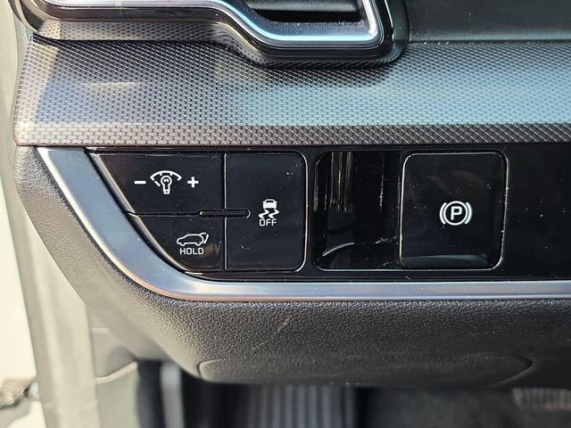 Certified 2023 Kia Sportage SX FWD image 38