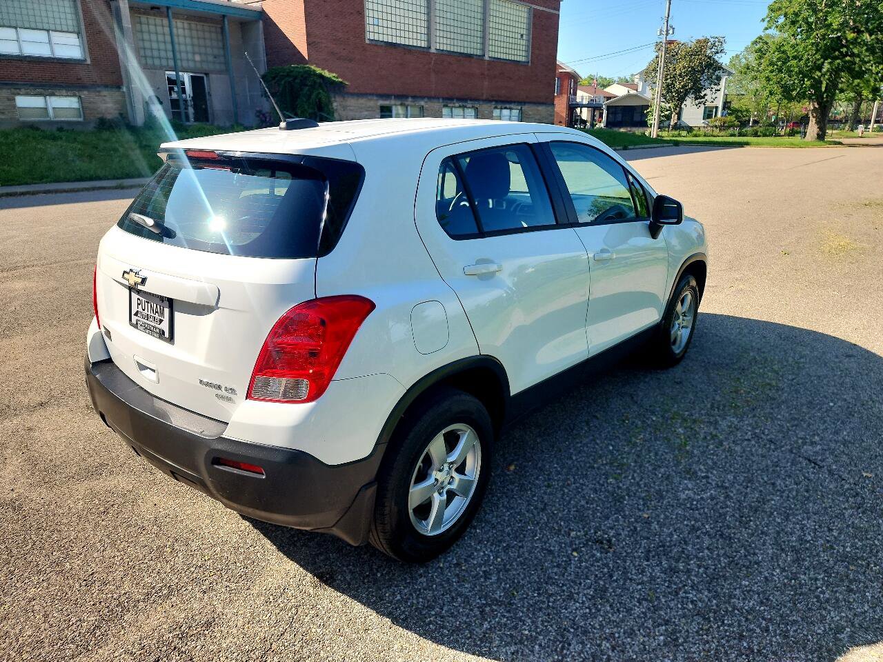Used 2015 Chevrolet Trax LS w/ LPO, Protection Package image 5
