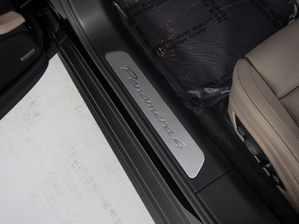 New 2026 Porsche Panamera 4 AWD/4WD image 22