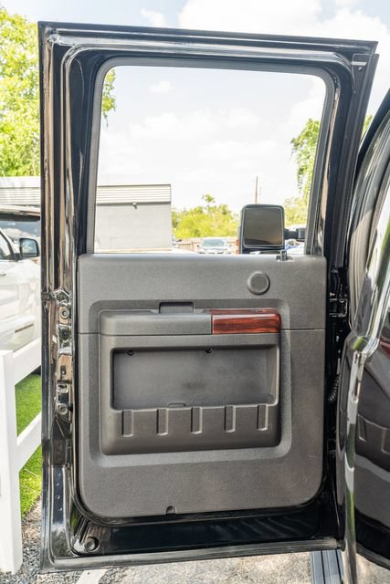 Used 2009 Ford F250 Lariat AWD/4WD image 32