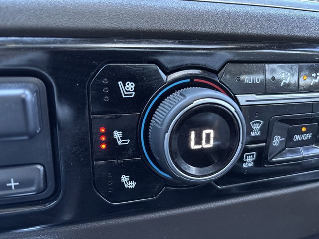 Used 2023 Chevrolet Silverado 1500 LTZ w/ LTZ Premium Package image 39