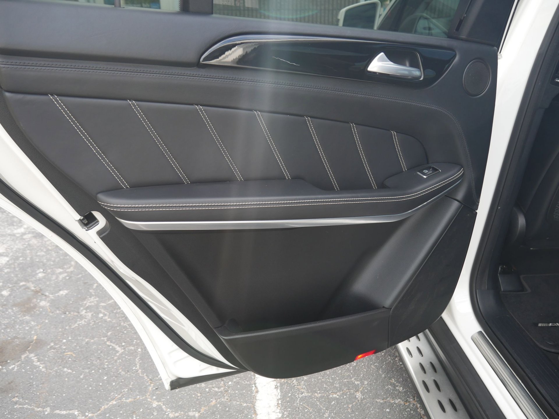 Used 2014 Mercedes-Benz GL 63 AMG 4MATIC image 73