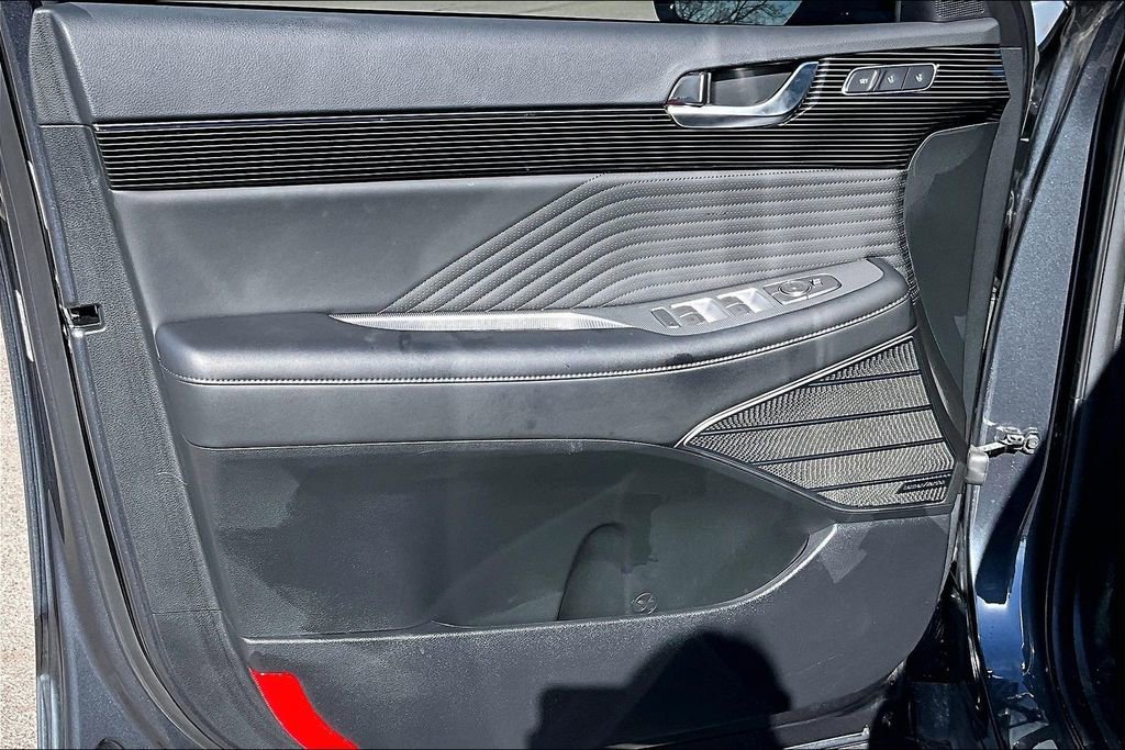 Used 2024 Hyundai Palisade Calligraphy image 24