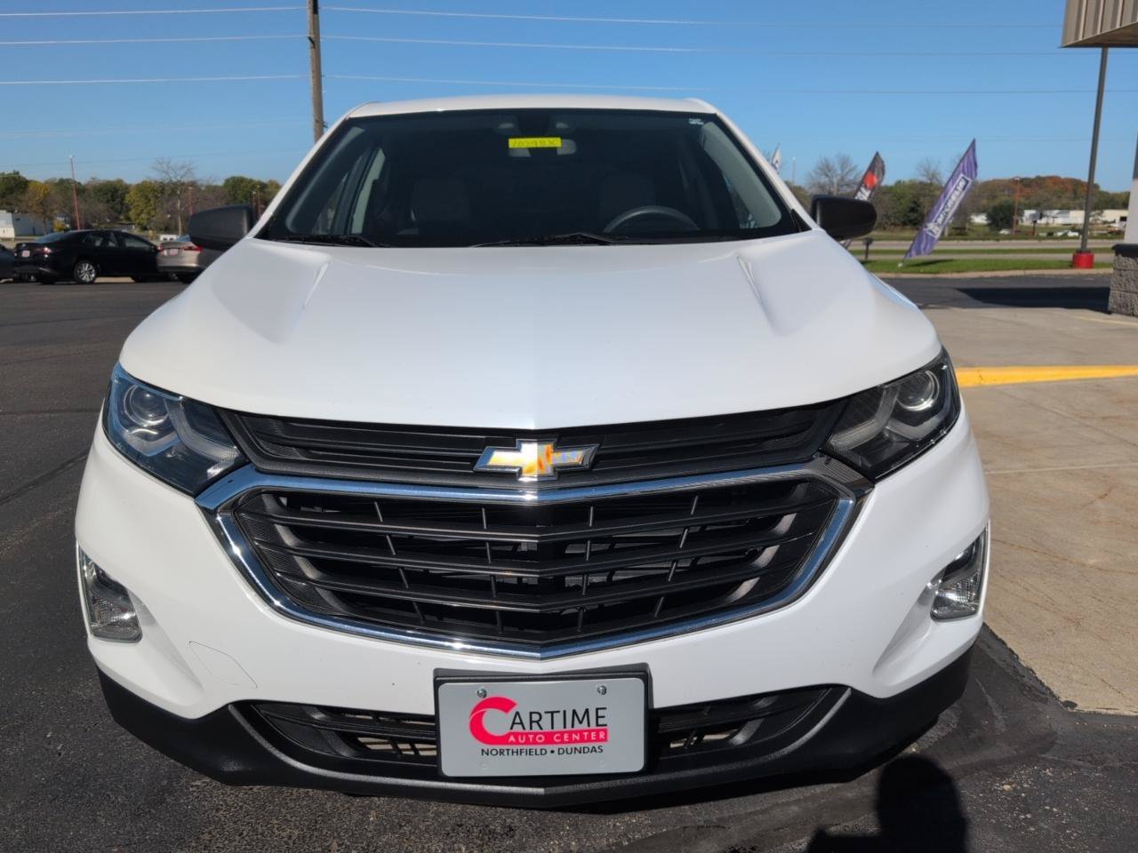 Used 2019 Chevrolet Equinox LS w/ LS Convenience Package FWD image 3