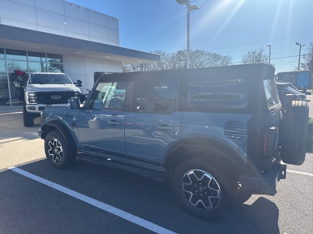 Used 2021 Ford Bronco Outer Banks image 4