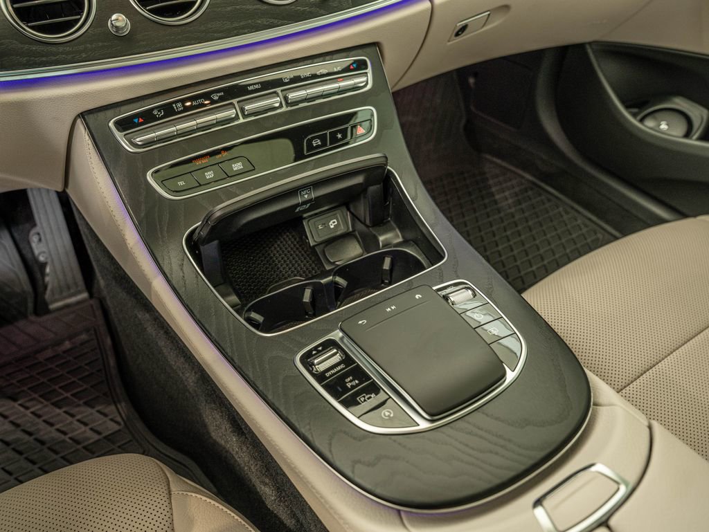 Certified 2022 Mercedes-Benz E 450 4MATIC Sedan image 25