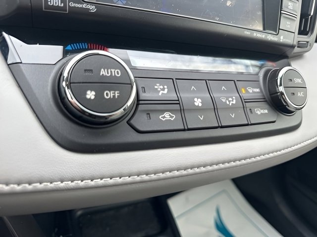Used 2018 Toyota RAV4 Limited w/ Advanced Technology Package image 25