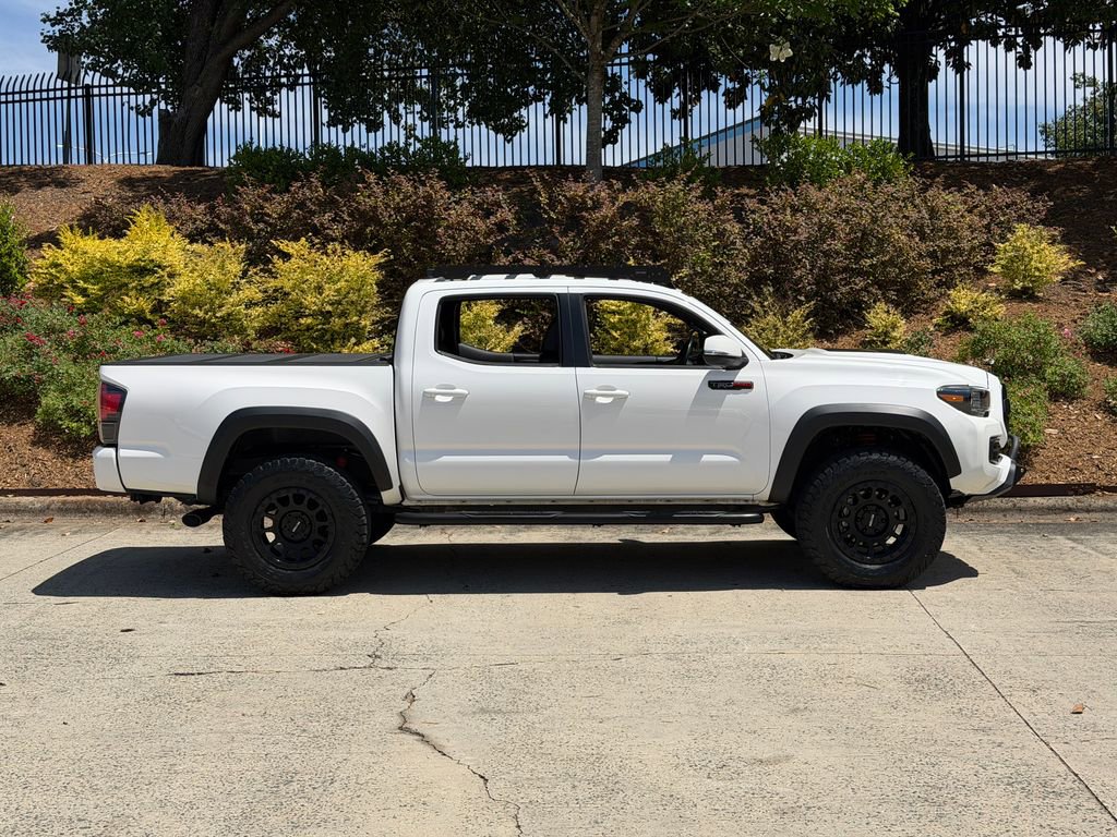 Used 2019 Toyota Tacoma TRD Pro AWD/4WD image 2