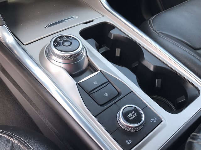 Used 2023 Ford Explorer Limited AWD/4WD image 34
