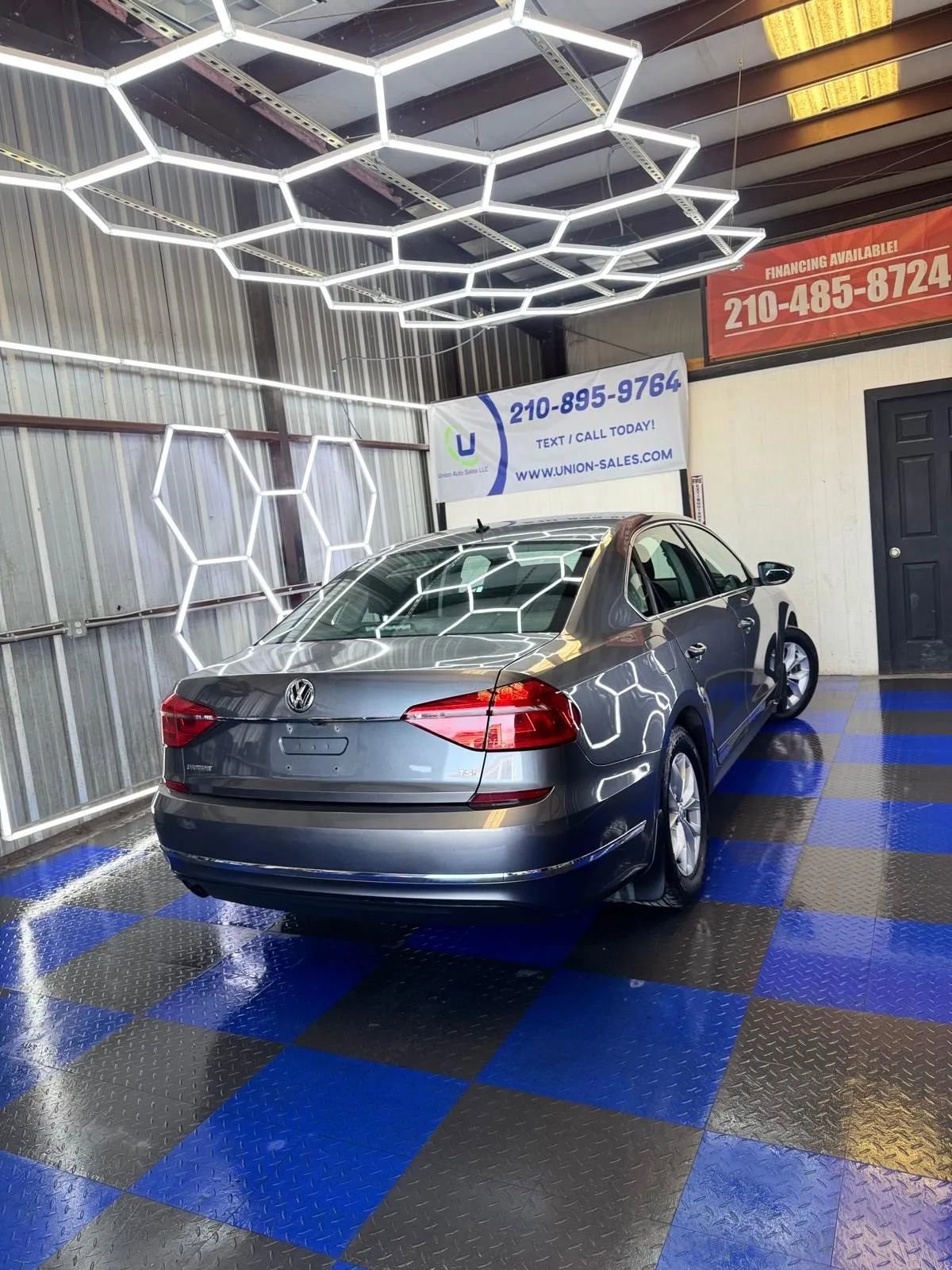 Used 2016 Volkswagen Passat 1.8T S image 16