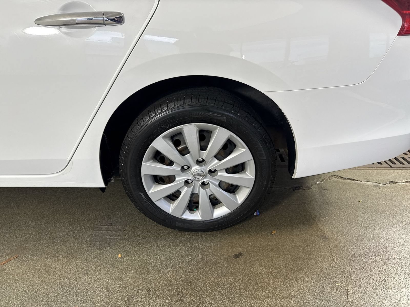 Used 2016 Nissan Sentra S FWD image 5