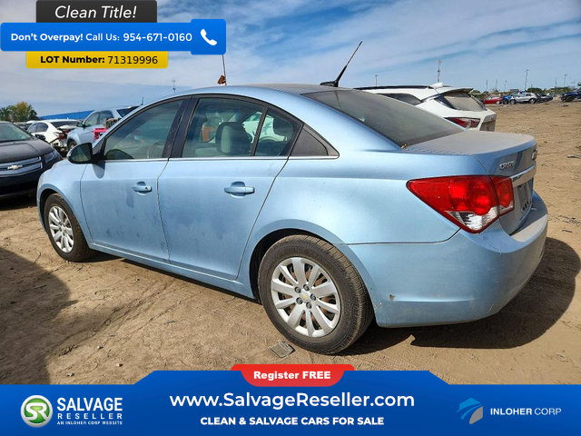 Used 2011 Chevrolet Cruze LT FWD image 3