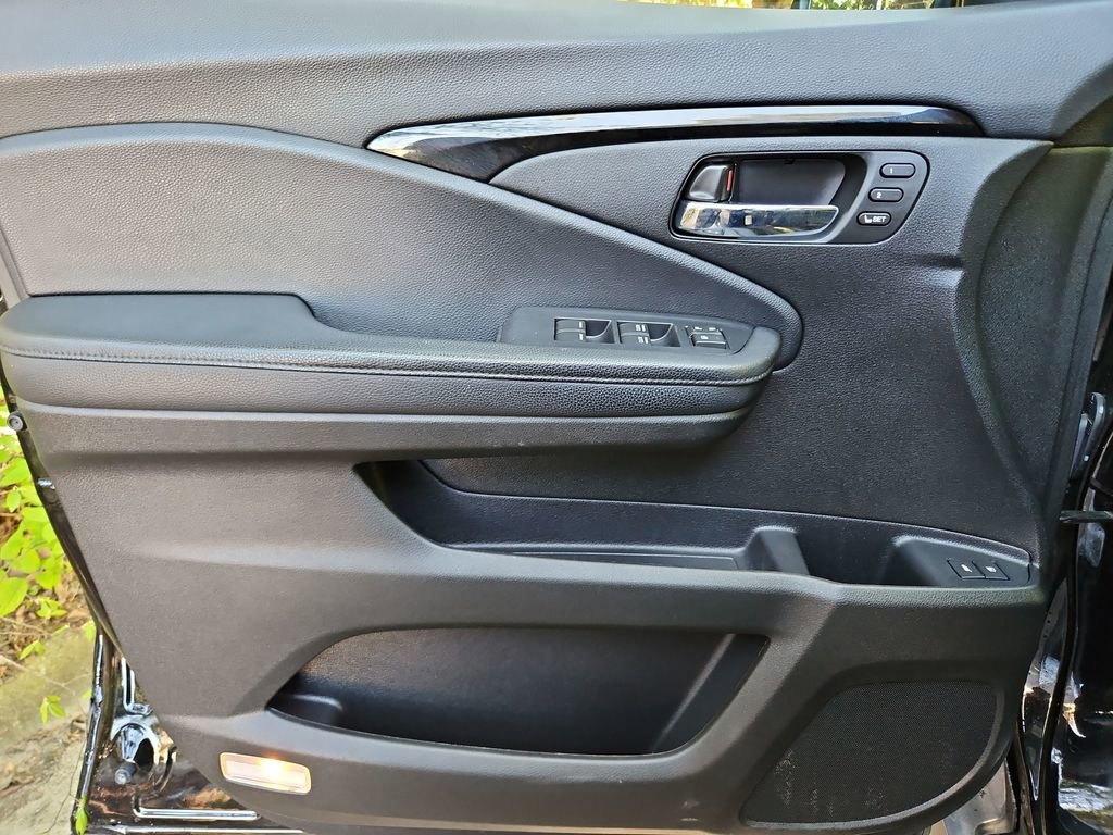 Used 2021 Honda Passport Touring image 29