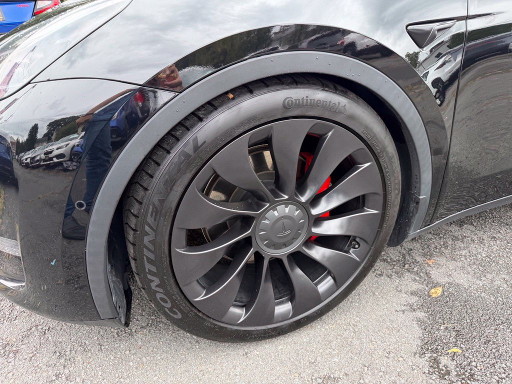 Used 2021 Tesla Model Y Performance AWD/4WD image 11