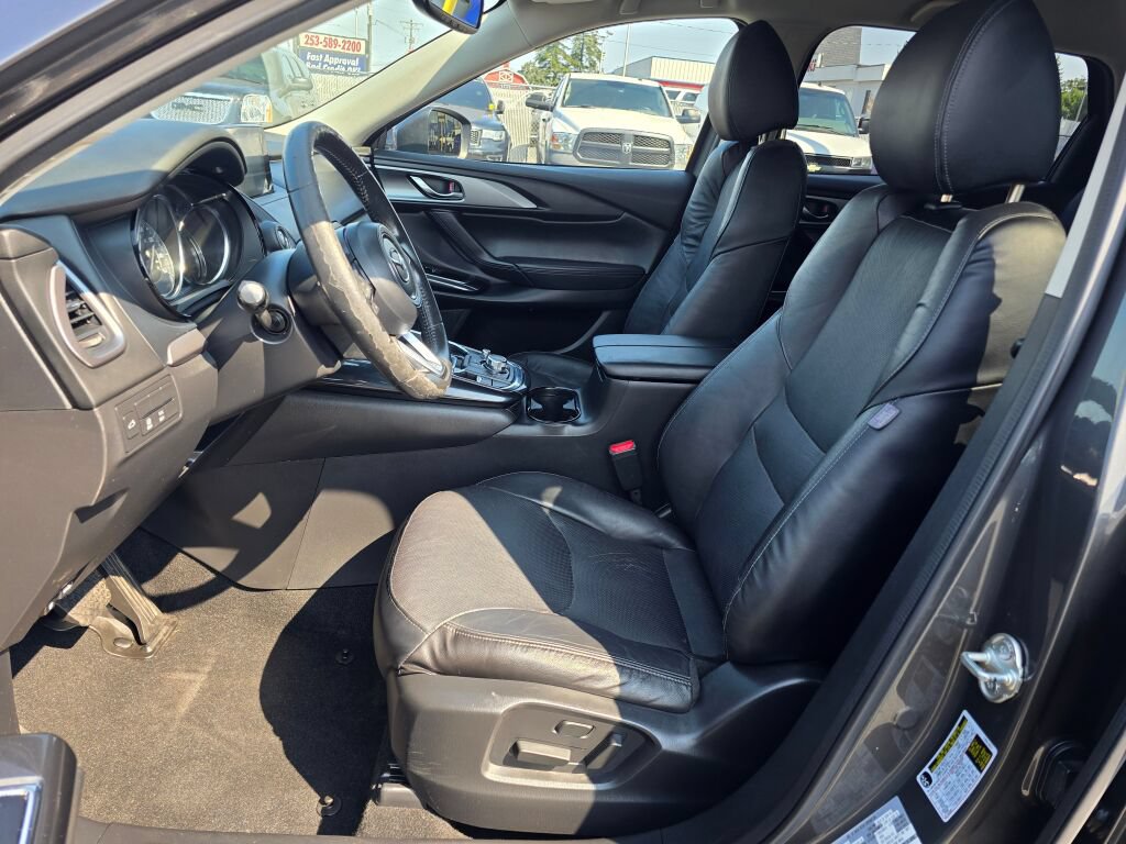 Used 2018 MAZDA CX-9 Touring AWD/4WD image 24