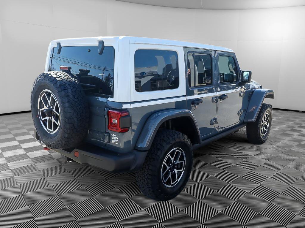 New 2026 Jeep Wrangler Unlimited Rubicon w/ Whitecap Package image 6