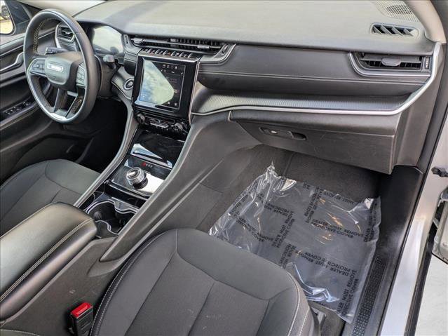 Used 2023 Jeep Grand Cherokee L Laredo image 21