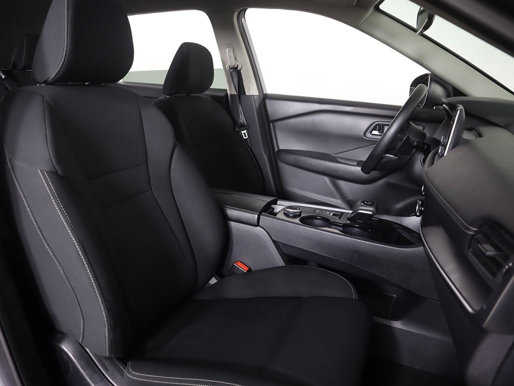 Used 2024 Nissan Rogue S image 26