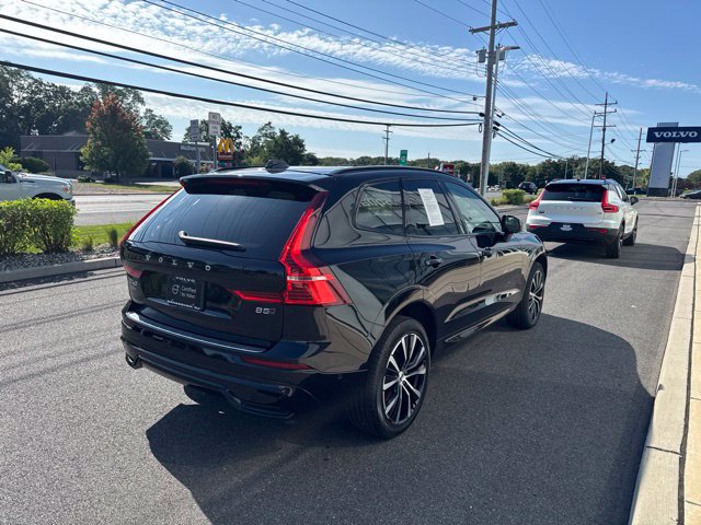 Certified 2024 Volvo XC60 B5 Plus w/ Protection Package Premier AWD/4WD image 5
