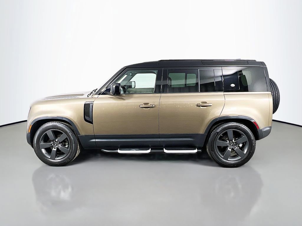 Used 2021 Land Rover Defender 110 S image 8