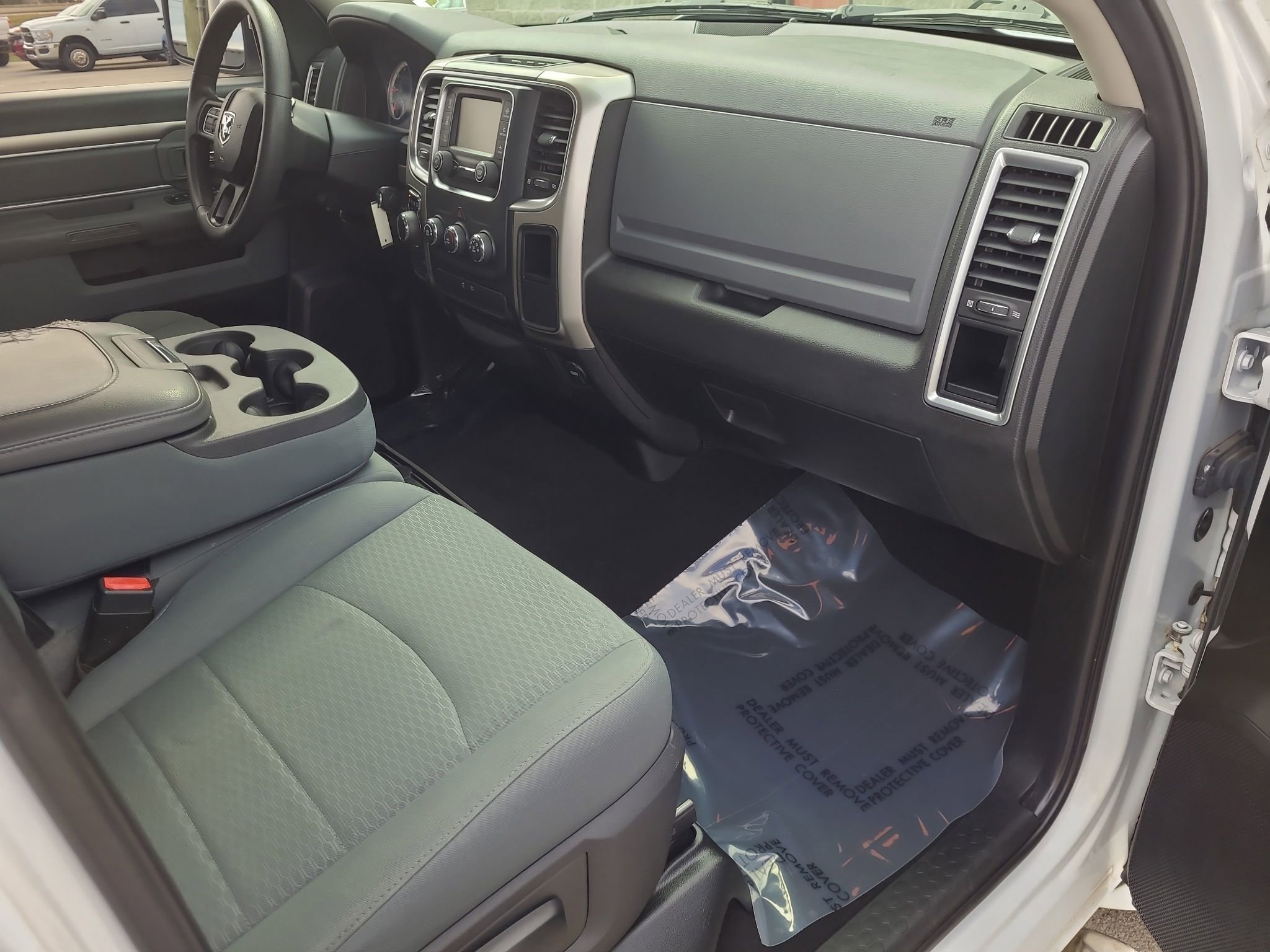 Used 2019 RAM 1500 Classic SLT image 29