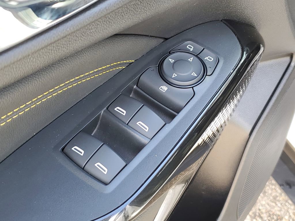 Certified 2024 Chevrolet Trax ACTIV w/ Sunroof Package FWD image 26