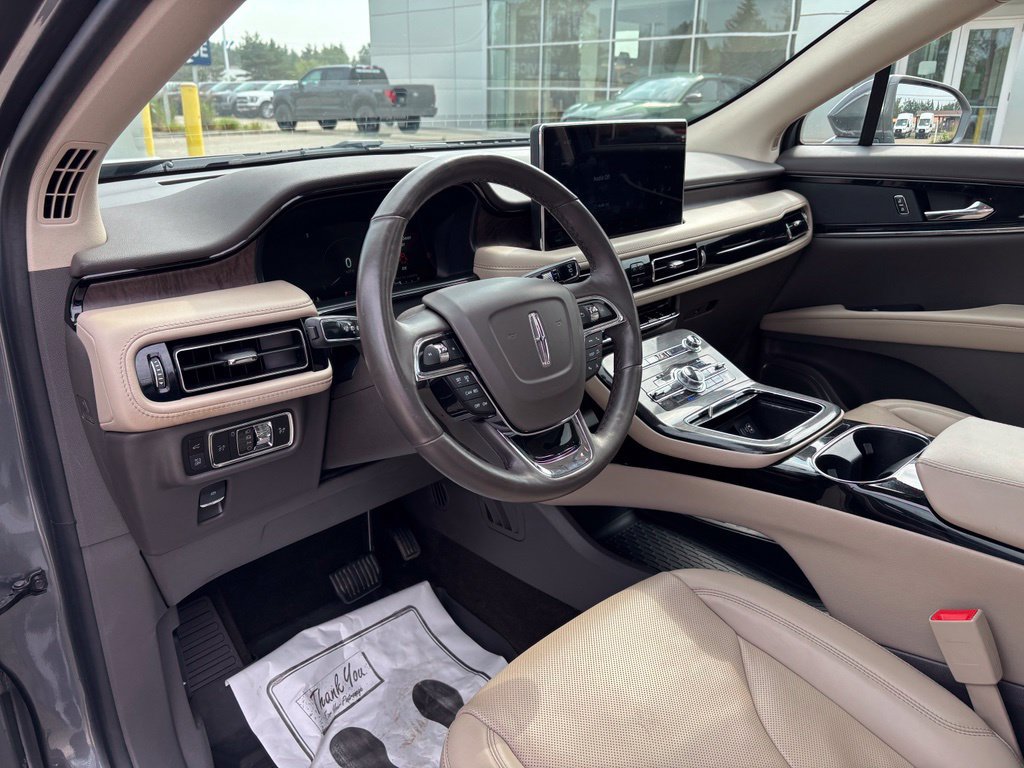 Used 2023 Lincoln Nautilus Reserve w/ Monochromatic Package AWD/4WD image 20