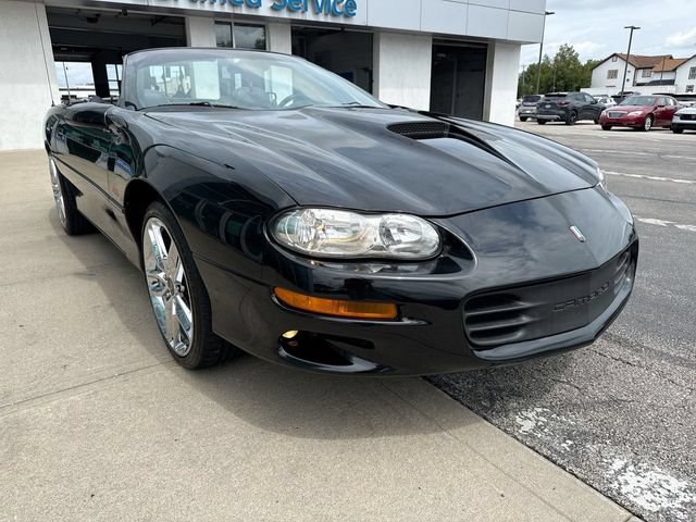 Used 2001 Chevrolet Camaro Z28 w/ SS Performance/Appearance Pkg RWD image 41
