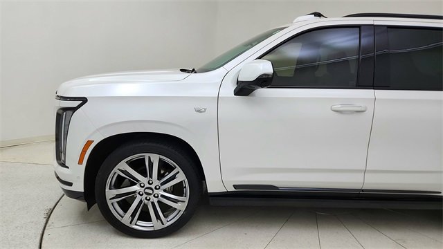 Used 2025 Cadillac Escalade Sport w/ Touring Package image 10