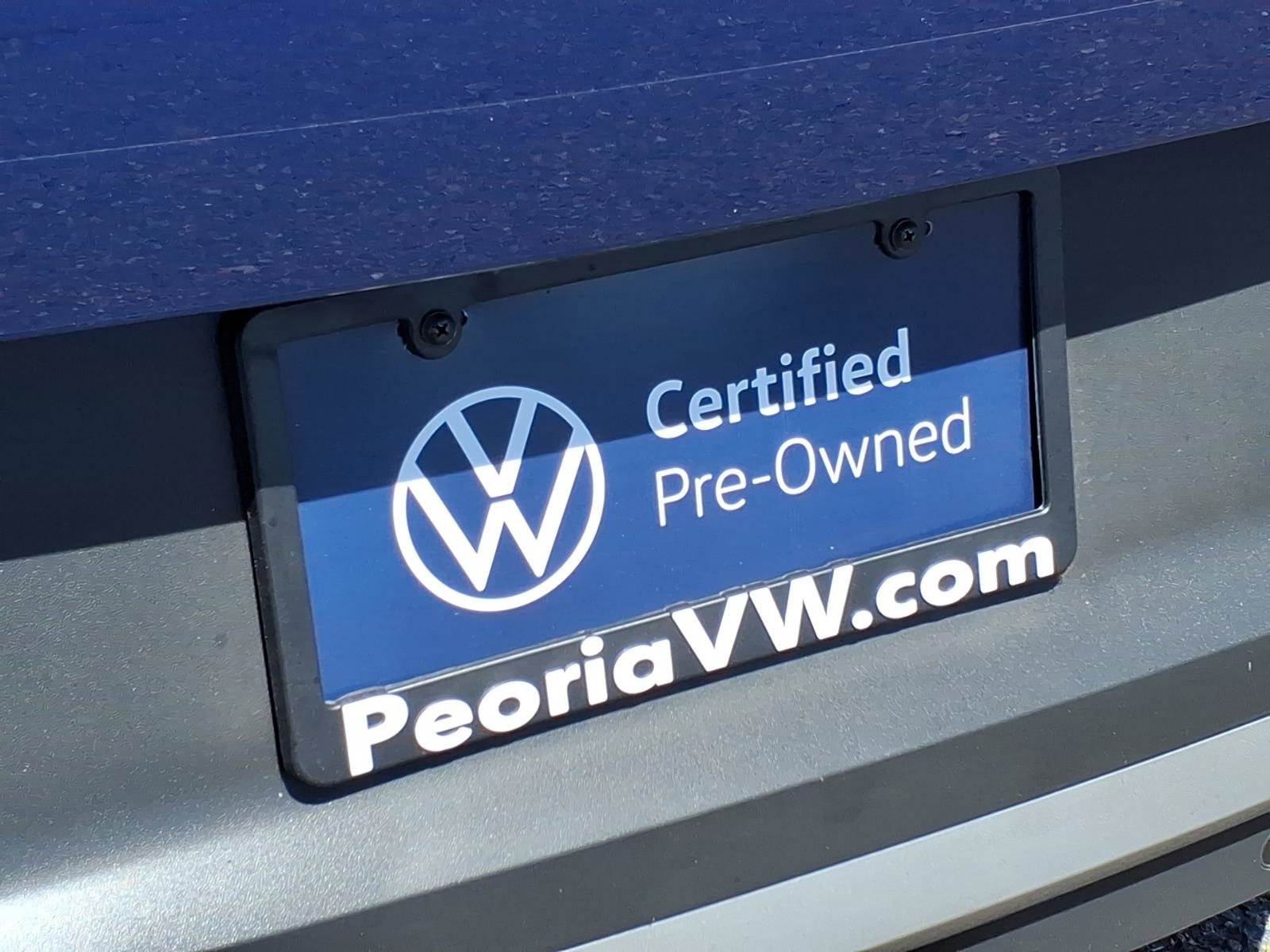 Certified 2021 Volkswagen ID.4 Pro S w/ Gradient Package image 9
