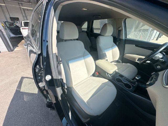 Used 2019 Kia Sorento FWD w/ LX Convenience Package image 26