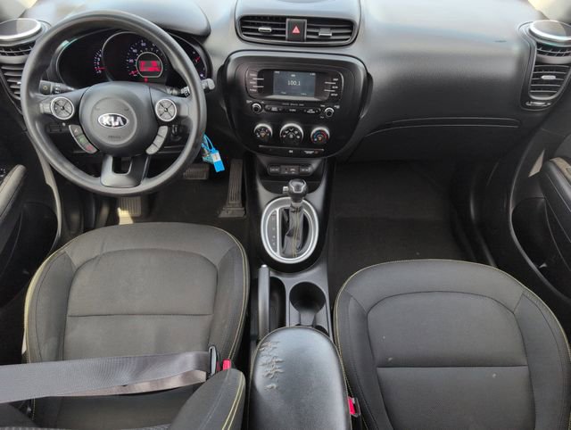Used 2016 Kia Soul + FWD image 28