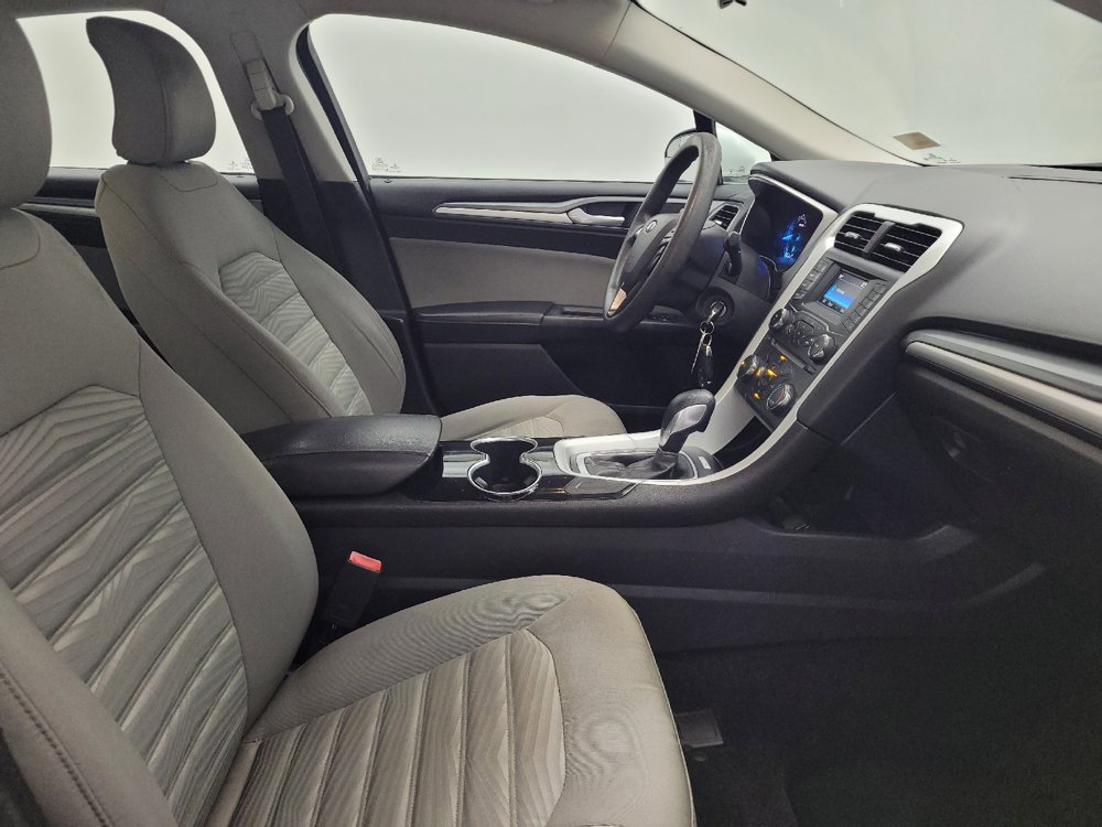 Used 2016 Ford Fusion S FWD image 21