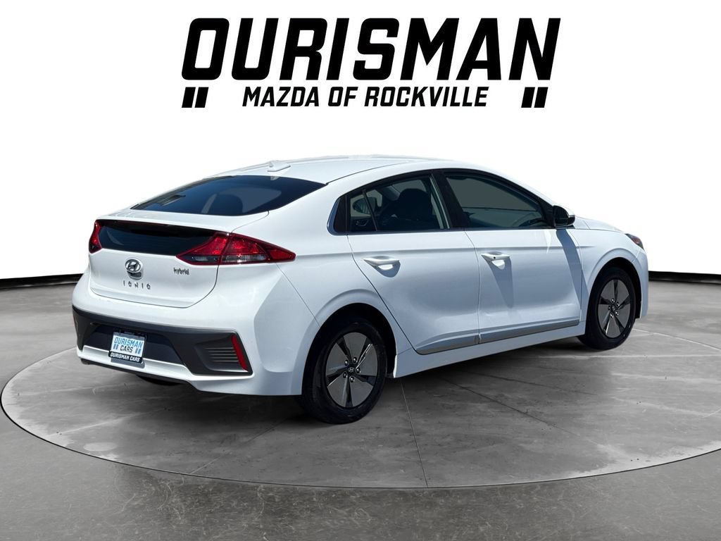 Used 2022 Hyundai Ioniq SE FWD image 6