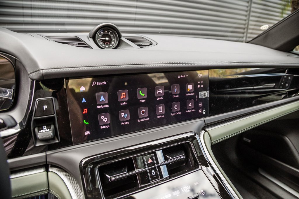 Used 2025 Porsche Panamera 4 image 19