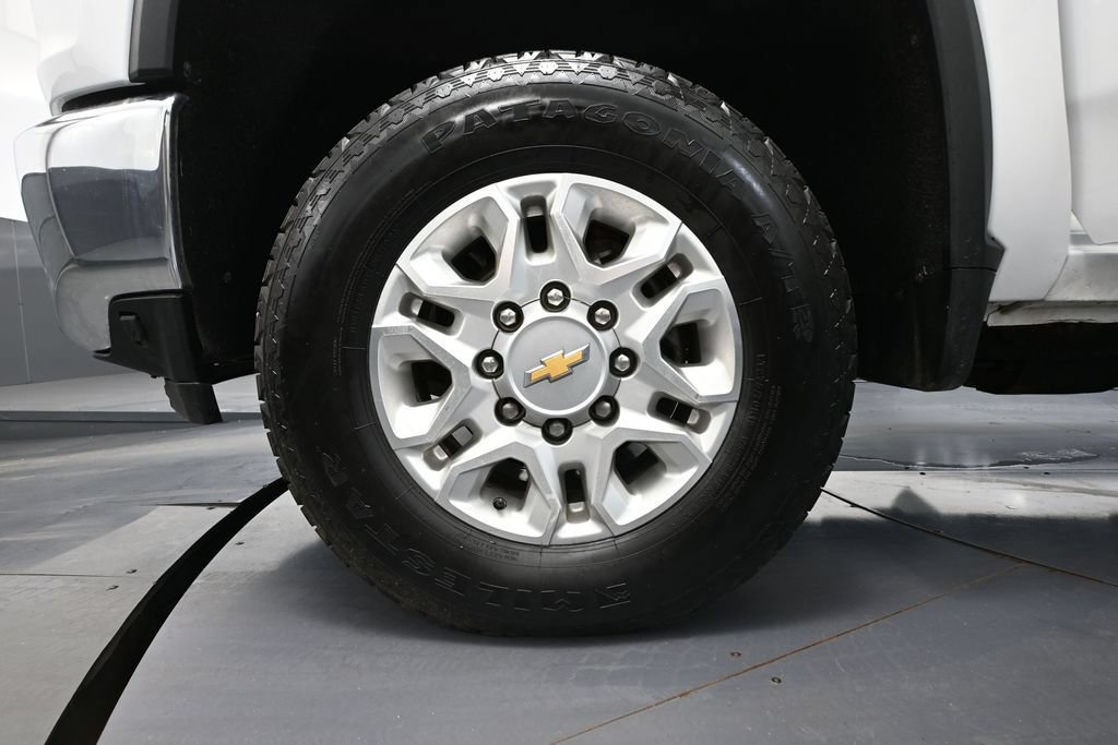 Used 2023 Chevrolet Silverado 2500 LT AWD/4WD image 20