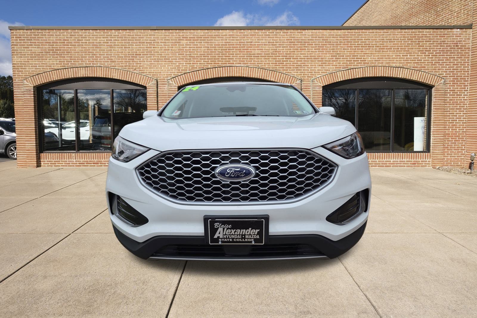 Used 2024 Ford Edge SEL image 9