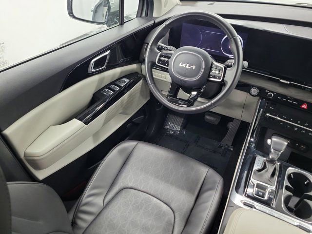 Used 2024 Kia Carnival SX FWD image 15