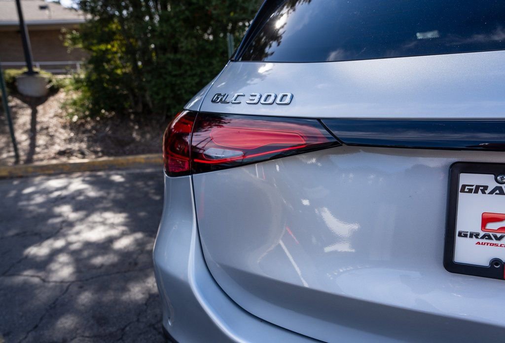 Used 2023 Mercedes-Benz GLC 300 4MATIC w/ Pinnacle Trim Package image 28