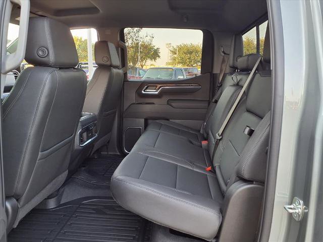 New 2026 GMC Sierra 1500 SLT image 19