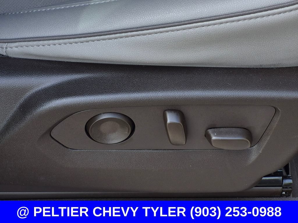 Used 2023 GMC Yukon SLT RWD image 15