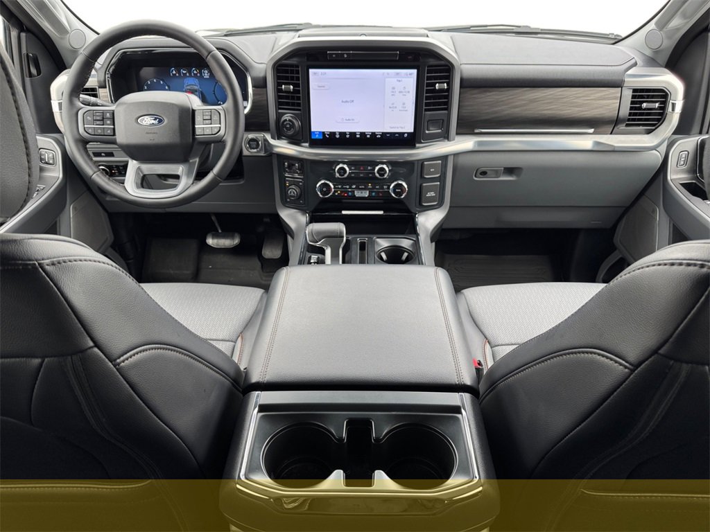 Used 2025 Ford F150 Lariat w/ Equipment Group 501A Mid image 10