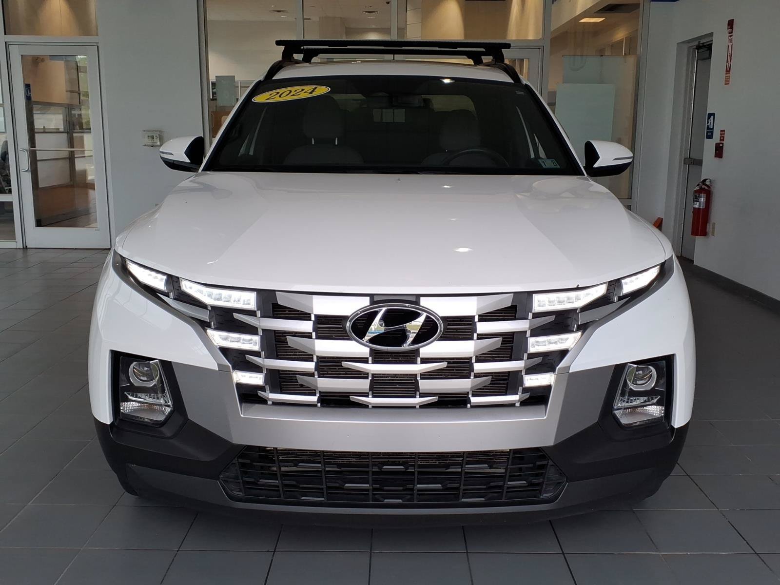 Used 2023 Hyundai Santa Cruz SEL w/ Activity Package AWD/4WD image 8