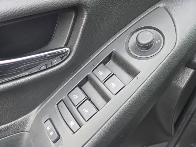 Used 2020 Chevrolet Trax LT w/ LT Convenience Package image 7