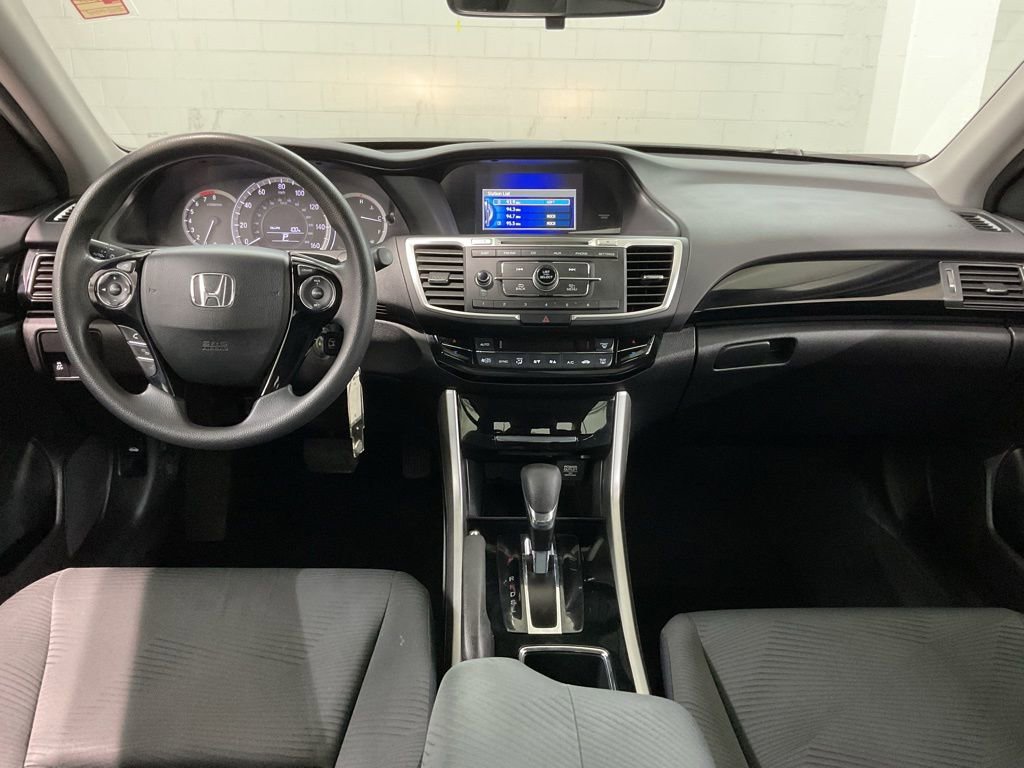 Used 2017 Honda Accord LX image 6
