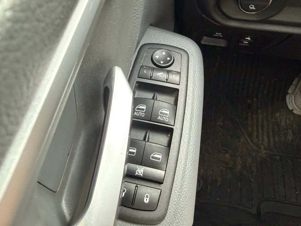 Used 2022 RAM 1500 Big Horn image 26