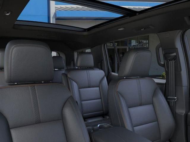 New 2026 Chevrolet Traverse High Country w/ LPO, Floor Liner Package image 24